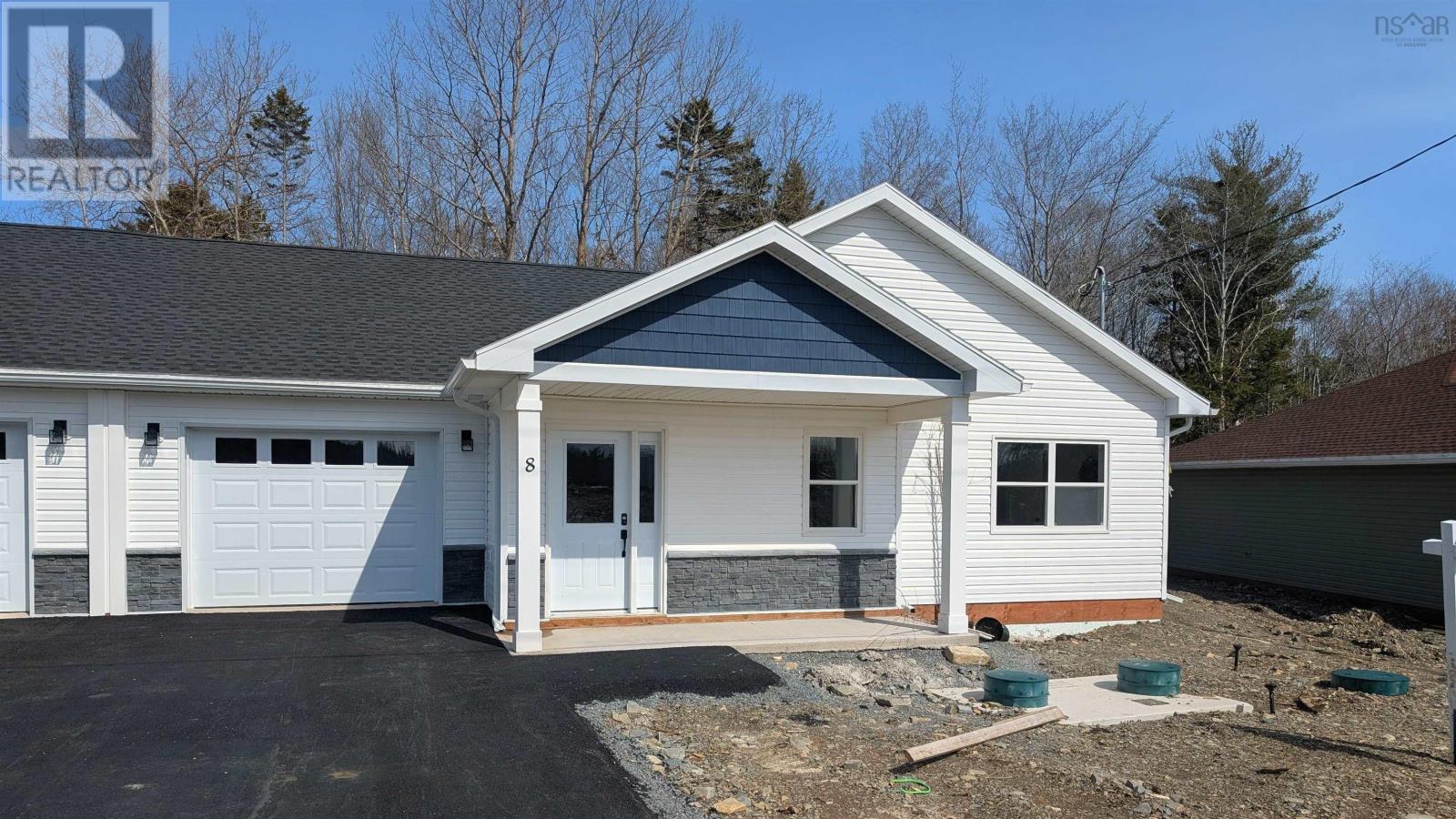 8 Shadebush Walk, Upper Sackville, Nova Scotia  B4E 0X8 - Photo 1 - 202521257