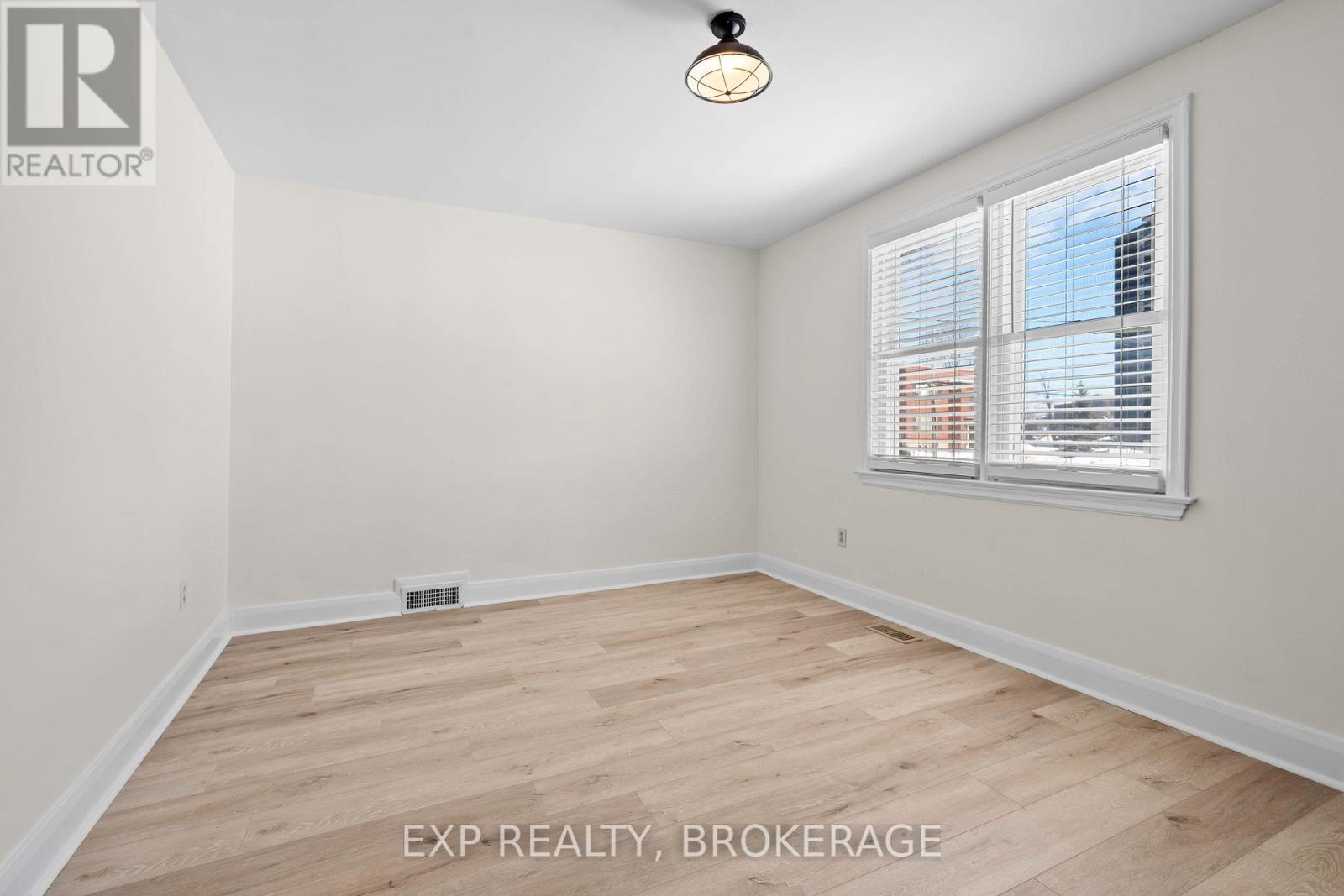 493 College Street, Kingston, Ontario  K7L 4M8 - Photo 10 - X12908360