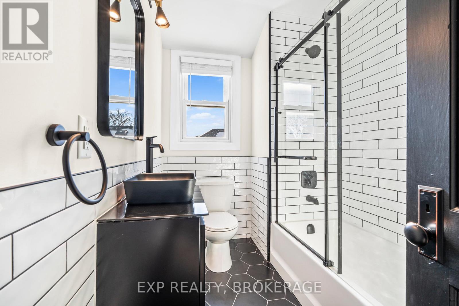 493 College Street, Kingston, Ontario  K7L 4M8 - Photo 21 - X12908360