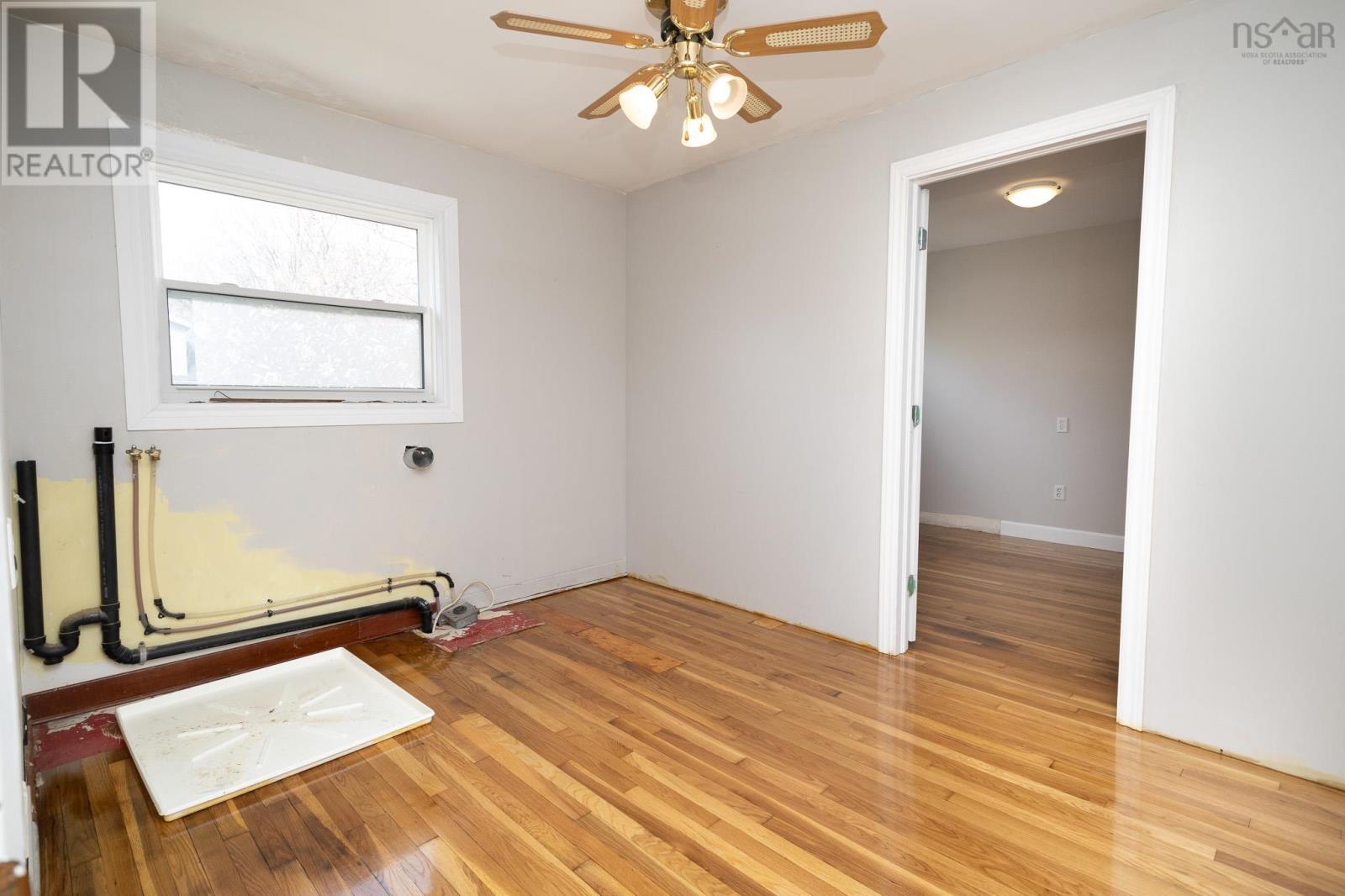 79 Whitney Avenue, Sydney, Nova Scotia  B1P 4Z8 - Photo 33 - 202529103