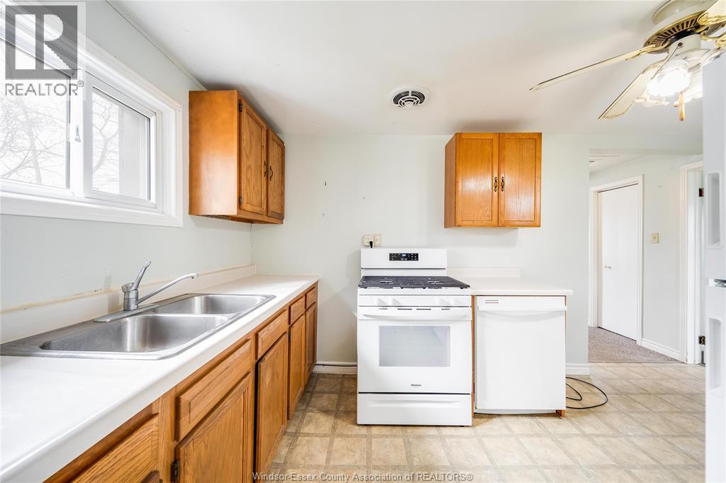 1294 County Rd 27, Lakeshore, Ontario  N8L 1B7 - Photo 13 - 26005845