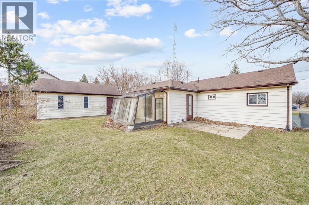 1294 County Rd 27, Lakeshore, Ontario  N8L 1B7 - Photo 5 - 26005845