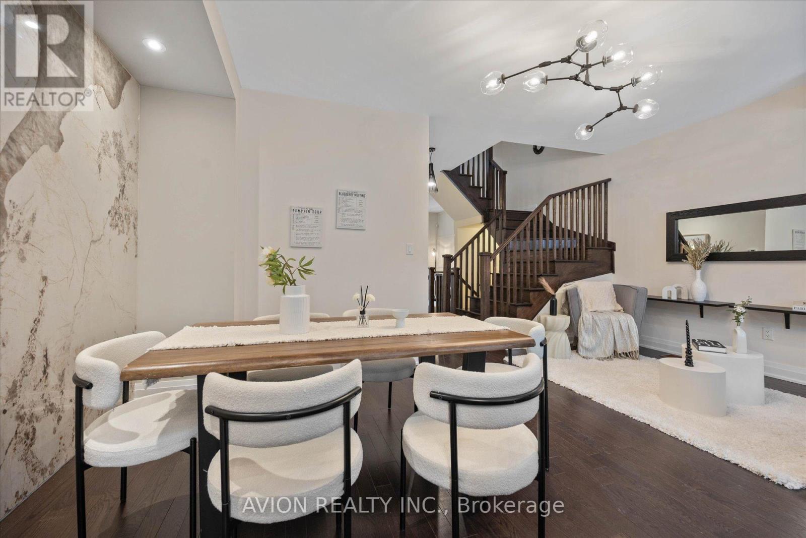 42 Causland Lane, Richmond Hill (Devonsleigh), Ontario  L4S 0G5 - Photo 13 - N12907314