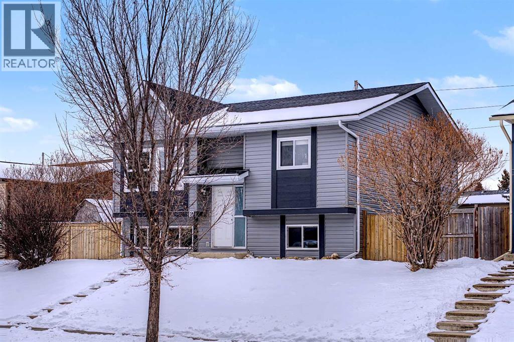 87 Bedford Drive NE, Calgary, Alberta