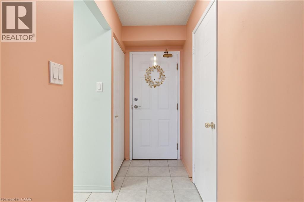 1270 Maple Crossing Boulevard Unit# 808, Burlington, Ontario  L7S 2J3 - Photo 4 - 40813920