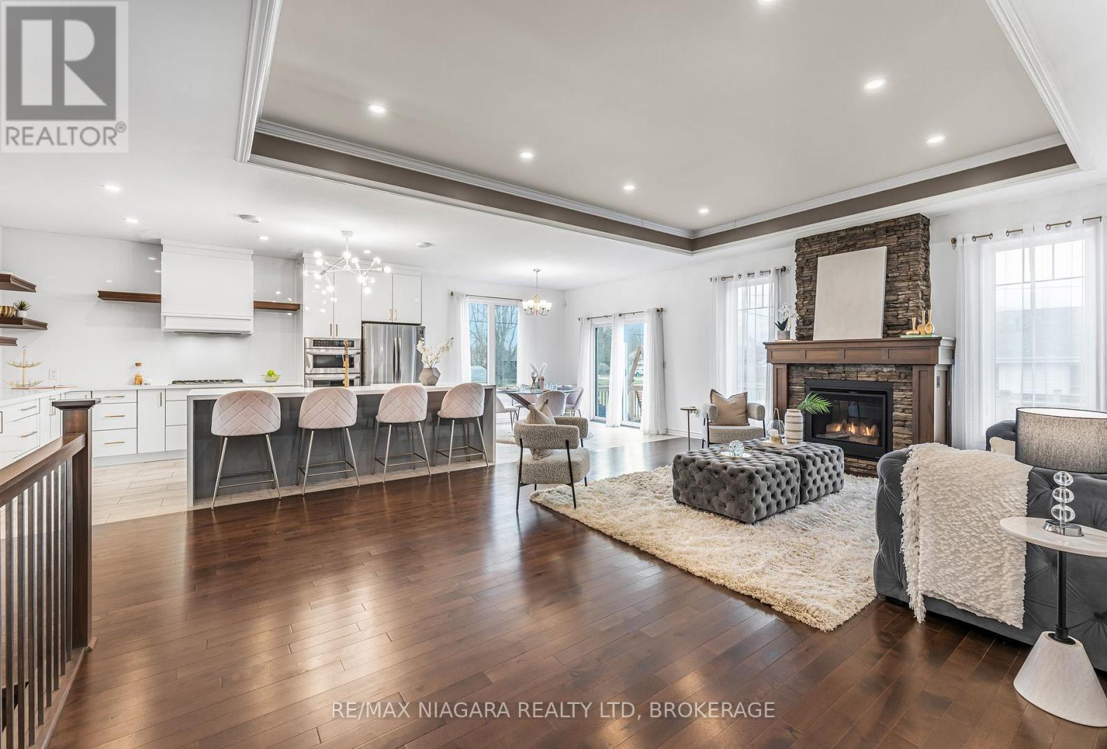 3157 Bethune Avenue, Fort Erie (Ridgeway), Ontario  L0S 1N0 - Photo 3 - X12908682