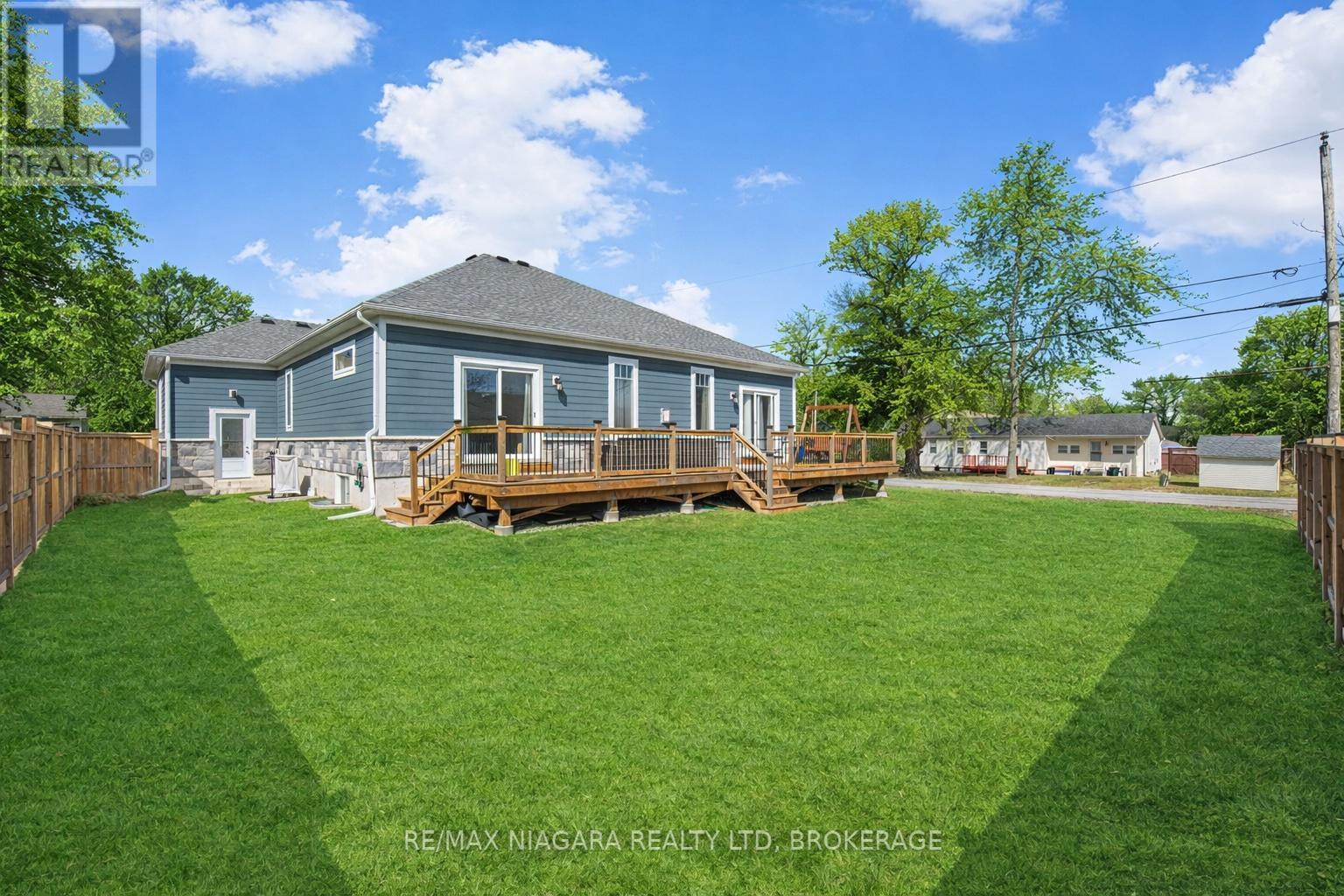 3157 Bethune Avenue, Fort Erie (Ridgeway), Ontario  L0S 1N0 - Photo 38 - X12908682