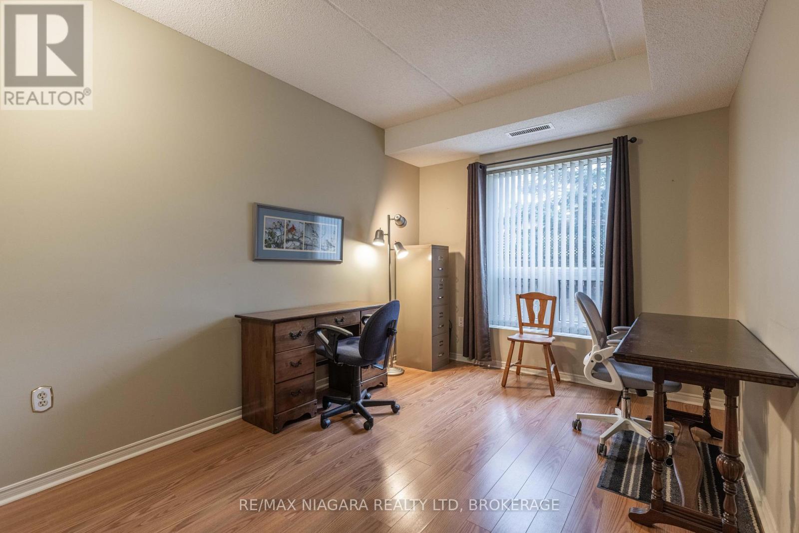 102 - 6704 Thorold Stone Road, Niagara Falls (Morrison), Ontario  L2J 1B3 - Photo 13 - X12908798