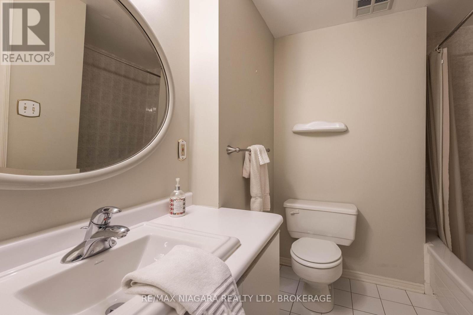 102 - 6704 Thorold Stone Road, Niagara Falls (Morrison), Ontario  L2J 1B3 - Photo 15 - X12908798