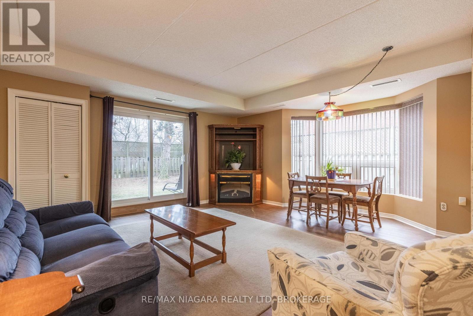 102 - 6704 Thorold Stone Road, Niagara Falls (Morrison), Ontario  L2J 1B3 - Photo 8 - X12908798