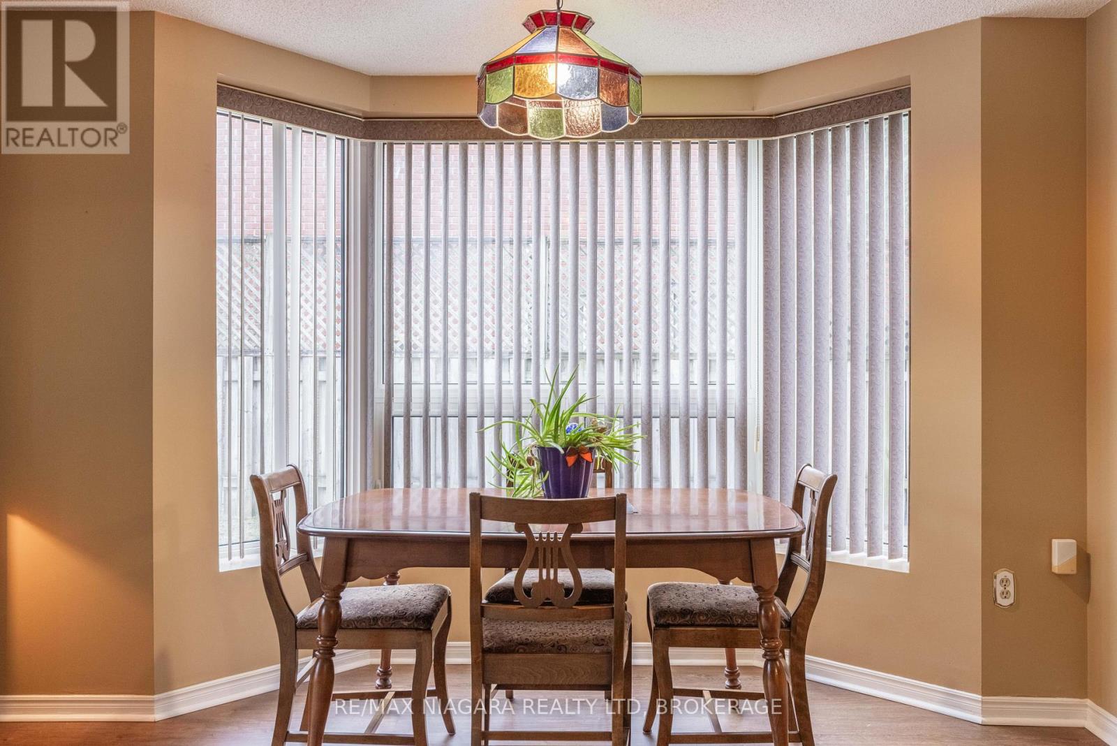 102 - 6704 Thorold Stone Road, Niagara Falls (Morrison), Ontario  L2J 1B3 - Photo 9 - X12908798