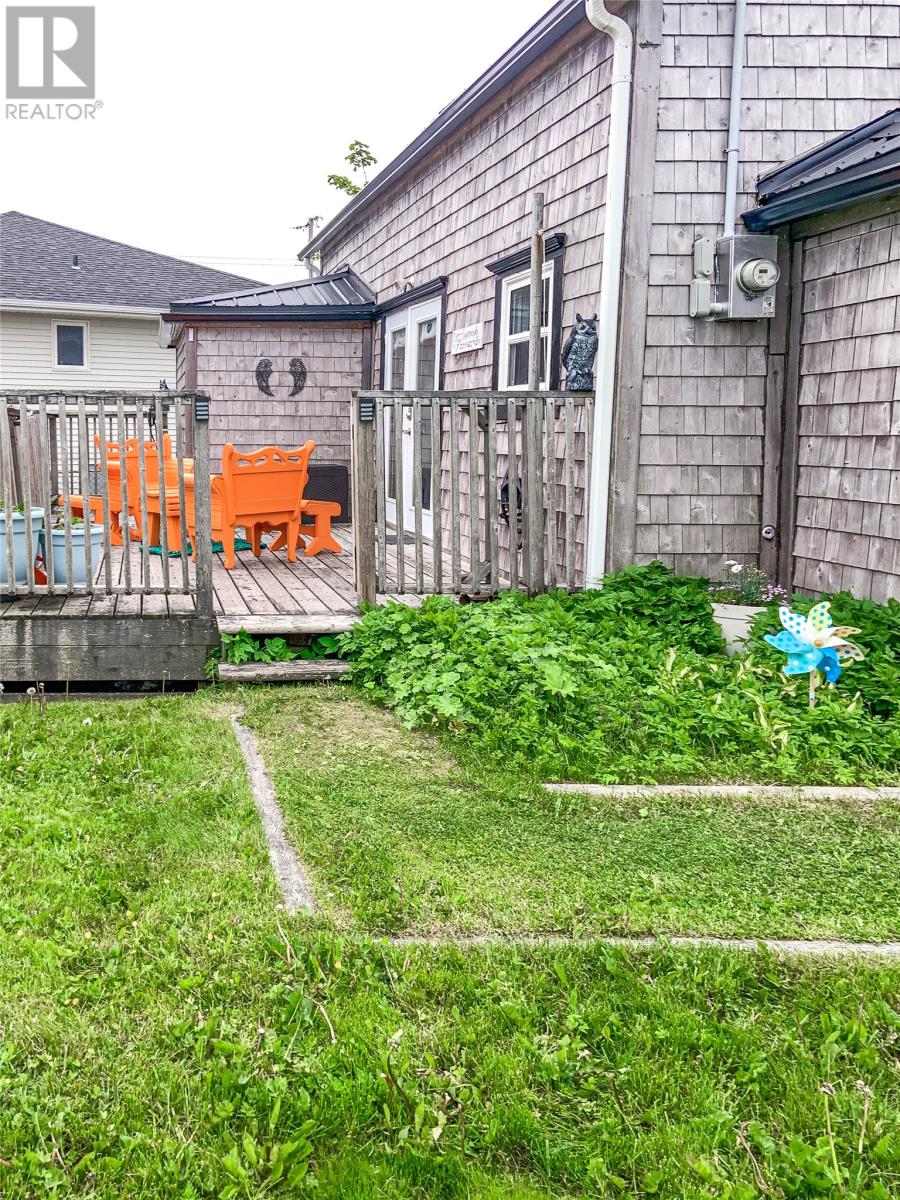 11 Circular Road, Grand Bank, Newfoundland & Labrador  A0E 1W0 - Photo 4 - 1295415