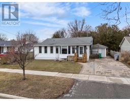 202 BENNETT STREET W, Goderich, Ontario