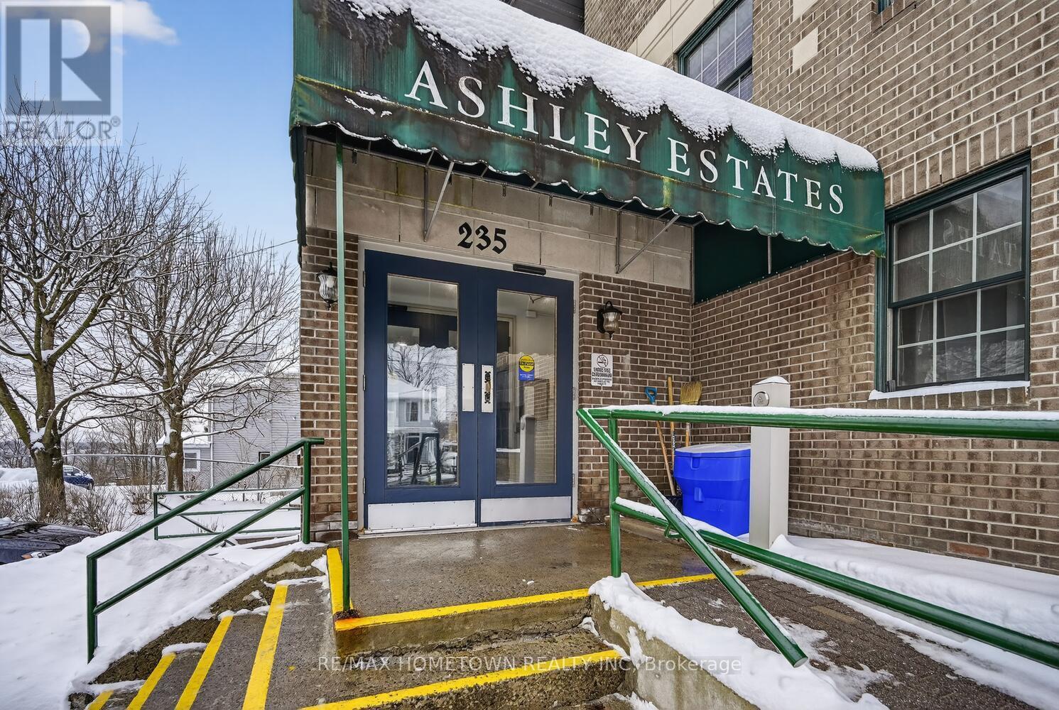 307 - 235 King Street E, Brockville, Ontario K6V 1C8 - Photo 3 - X12908536