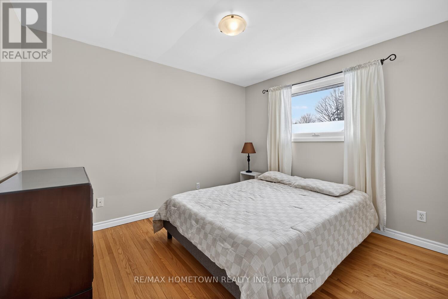 40 Windsor Drive, Brockville, Ontario  K6V 3H6 - Photo 13 - X12908694