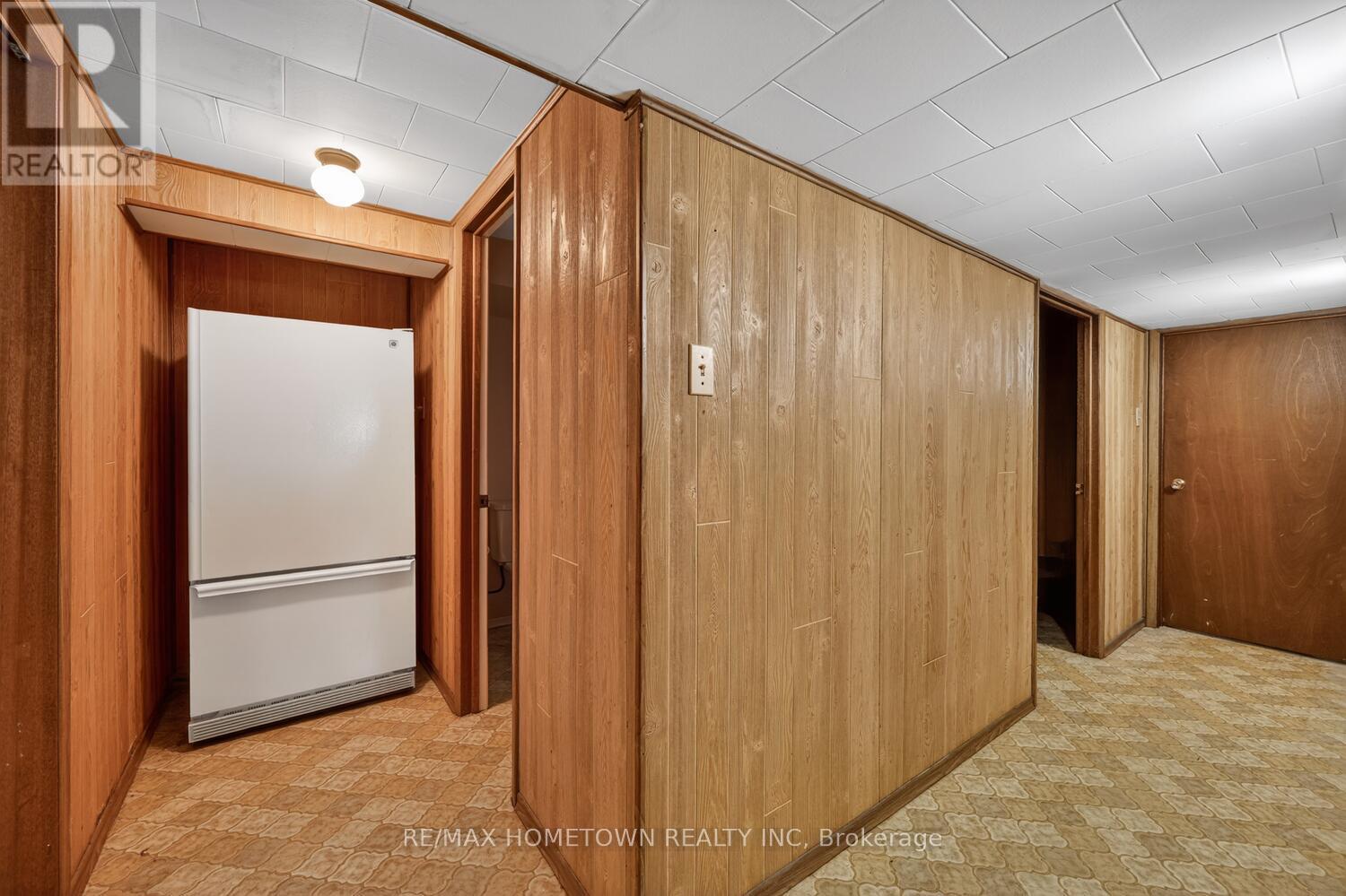 40 Windsor Drive, Brockville, Ontario  K6V 3H6 - Photo 24 - X12908694