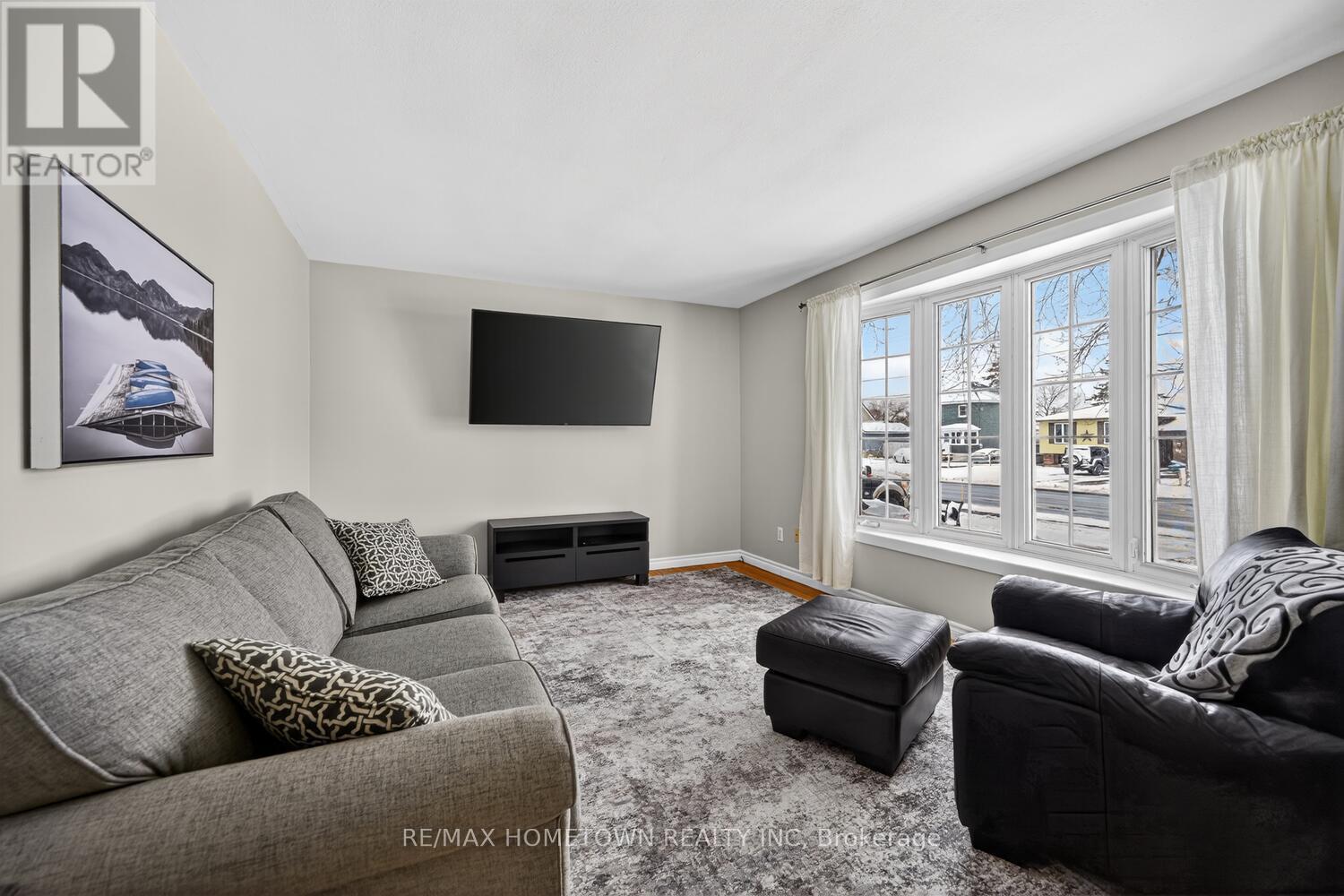 40 Windsor Drive, Brockville, Ontario  K6V 3H6 - Photo 6 - X12908694