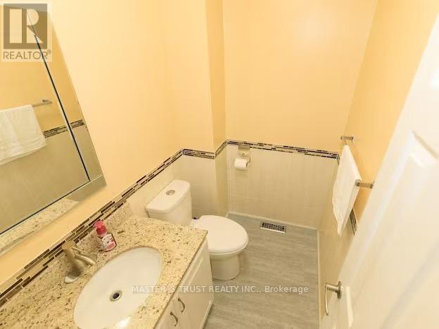 55 Danjohn Crescent, Toronto, Ontario  M1V 3N2 - Photo 5 - E12801742