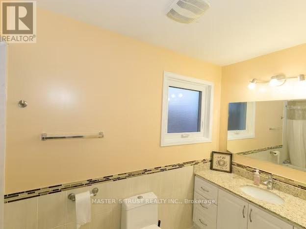 55 Danjohn Crescent, Toronto, Ontario  M1V 3N2 - Photo 18 - E12801742