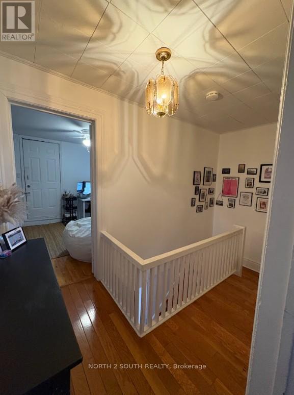 Upper - 1257 King Street W, Toronto, Ontario  M6K 1G6 - Photo 11 - W12904682