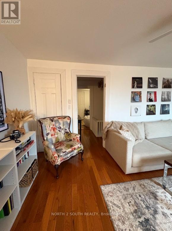 Upper - 1257 King Street W, Toronto, Ontario  M6K 1G6 - Photo 20 - W12904682