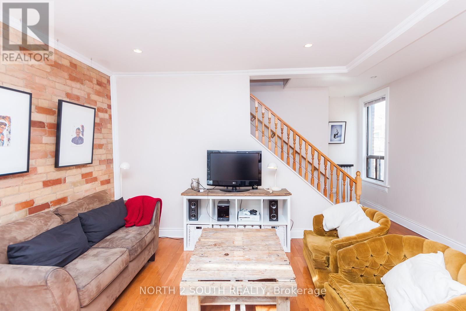 Upper - 1257 King Street W, Toronto, Ontario  M6K 1G6 - Photo 4 - W12904682