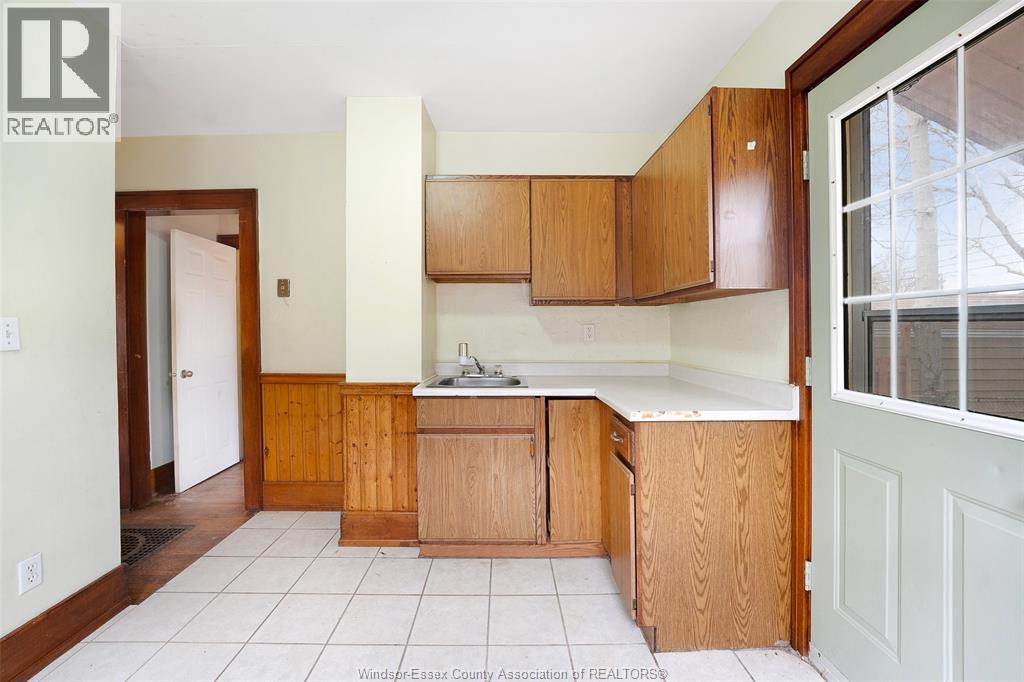 1140 Felix Avenue, Windsor, Ontario  N9C 3L7 - Photo 14 - 26005867