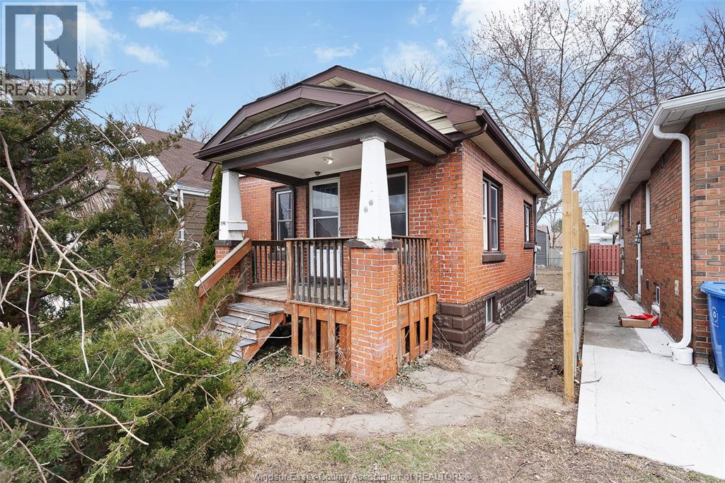 1140 Felix Avenue, Windsor, Ontario  N9C 3L7 - Photo 3 - 26005867