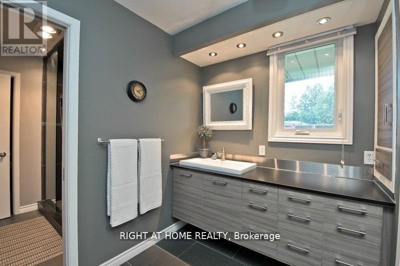 2305 Bowmanville Avenue, Clarington, Ontario  L1C 6W9 - Photo 19 - E12908584