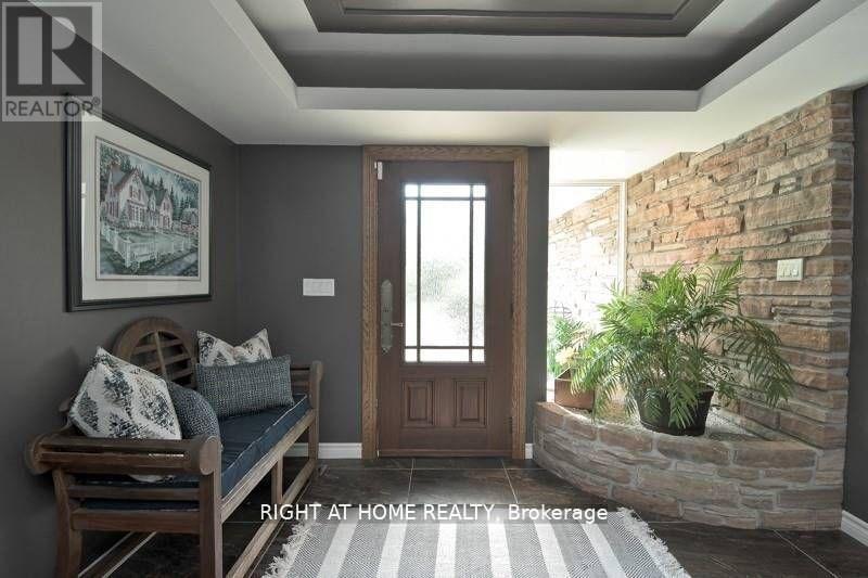 2305 Bowmanville Avenue, Clarington, Ontario  L1C 6W9 - Photo 3 - E12908584