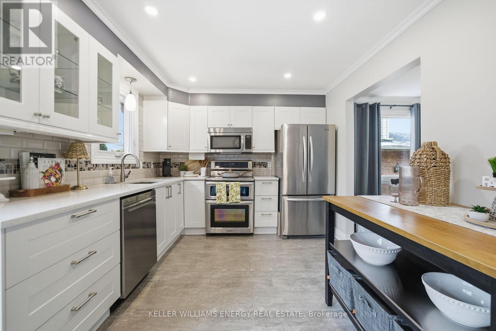 11 Ridgeview Drive, Scugog, Ontario  L9L 1G8 - Photo 7 - E12908754