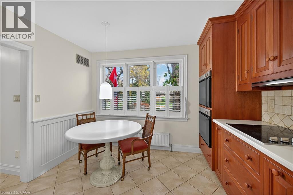 842 Forest Glen Avenue, Burlington, Ontario  L7T 2L2 - Photo 7 - 40790442