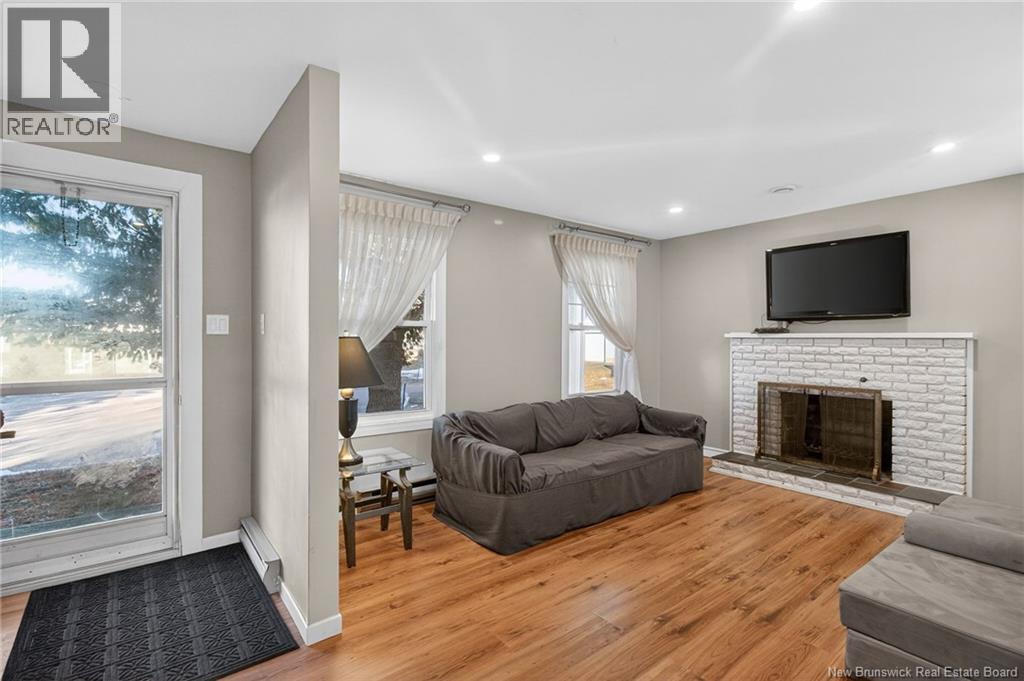19 Larose, Dieppe, New Brunswick  E1A 5B7 - Photo 8 - NB135479