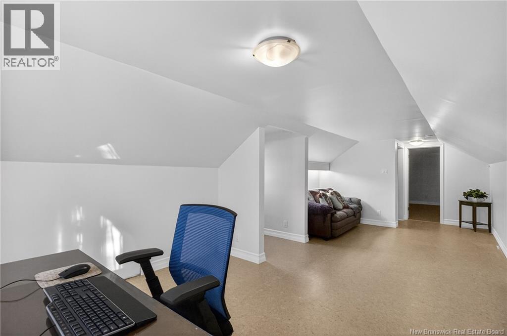 19 Larose, Dieppe, New Brunswick  E1A 5B7 - Photo 32 - NB135479