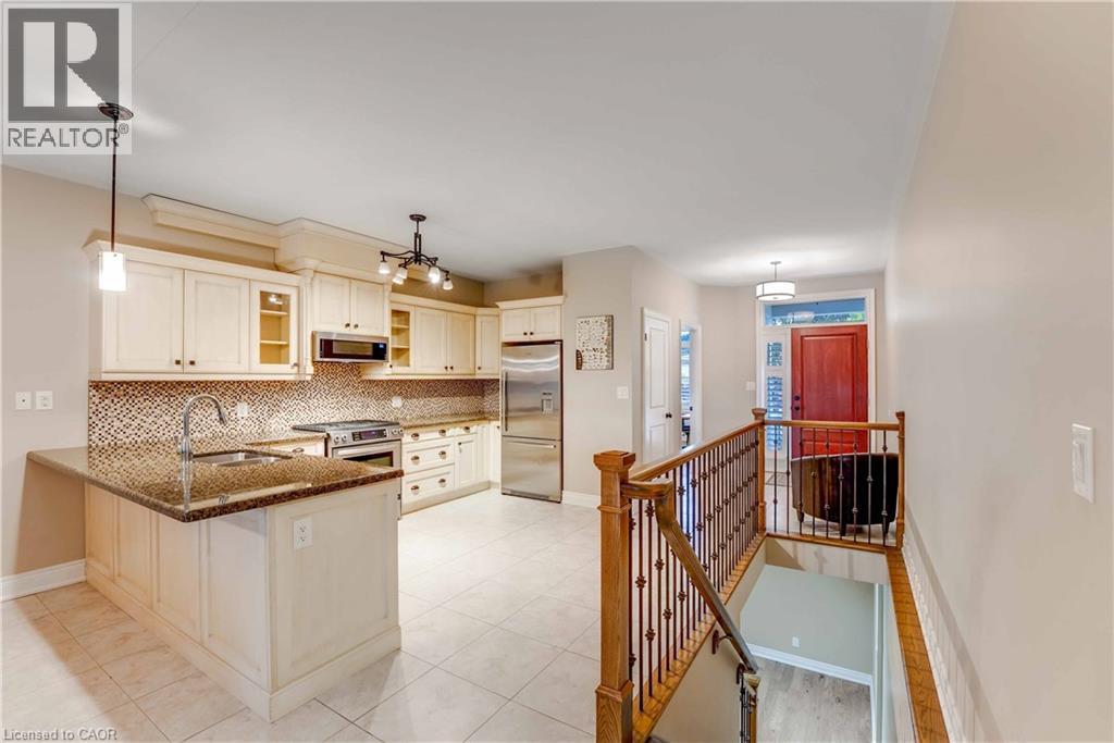 24 Emerald Common, St. Catharines, Ontario  L2M 0A7 - Photo 10 - 40806173