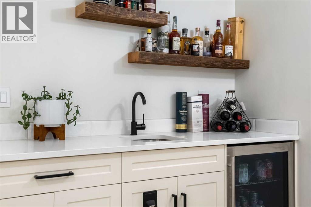 3917 2 Street NW, Calgary, Alberta  T2K 0Y7 - Photo 41 - A2293175