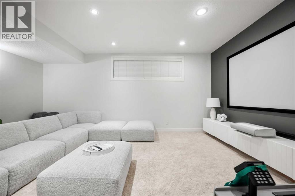 3917 2 Street NW, Calgary, Alberta  T2K 0Y7 - Photo 37 - A2293175