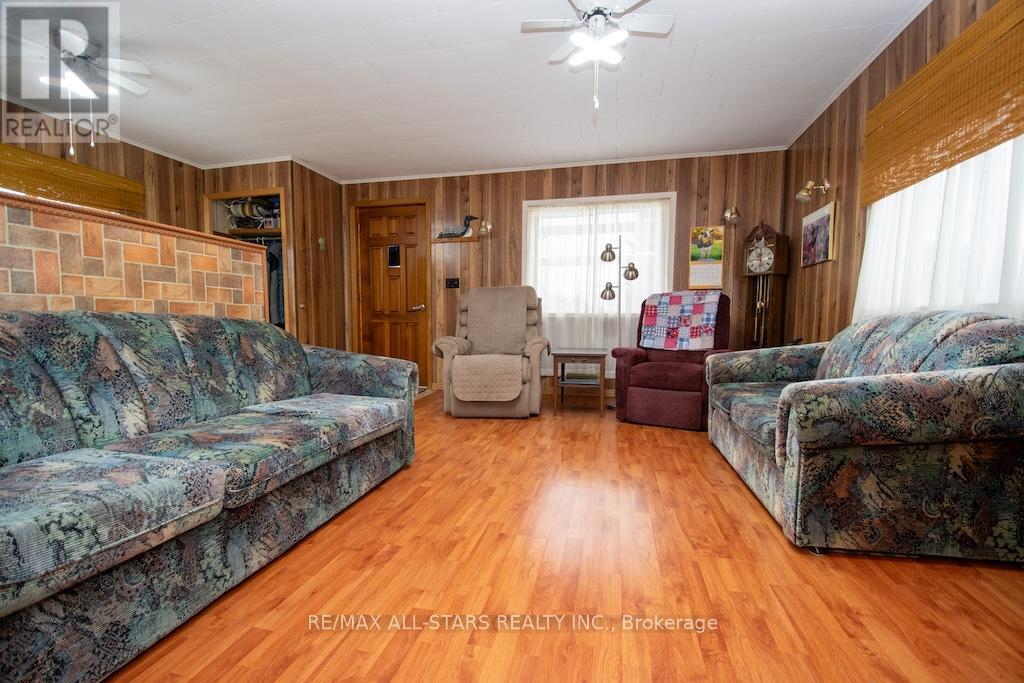 534 Fenel Road, Kawartha Lakes, Ontario  K0M 2T0 - Photo 5 - X12908552