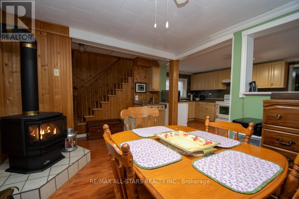 534 Fenel Road, Kawartha Lakes, Ontario  K0M 2T0 - Photo 8 - X12908552