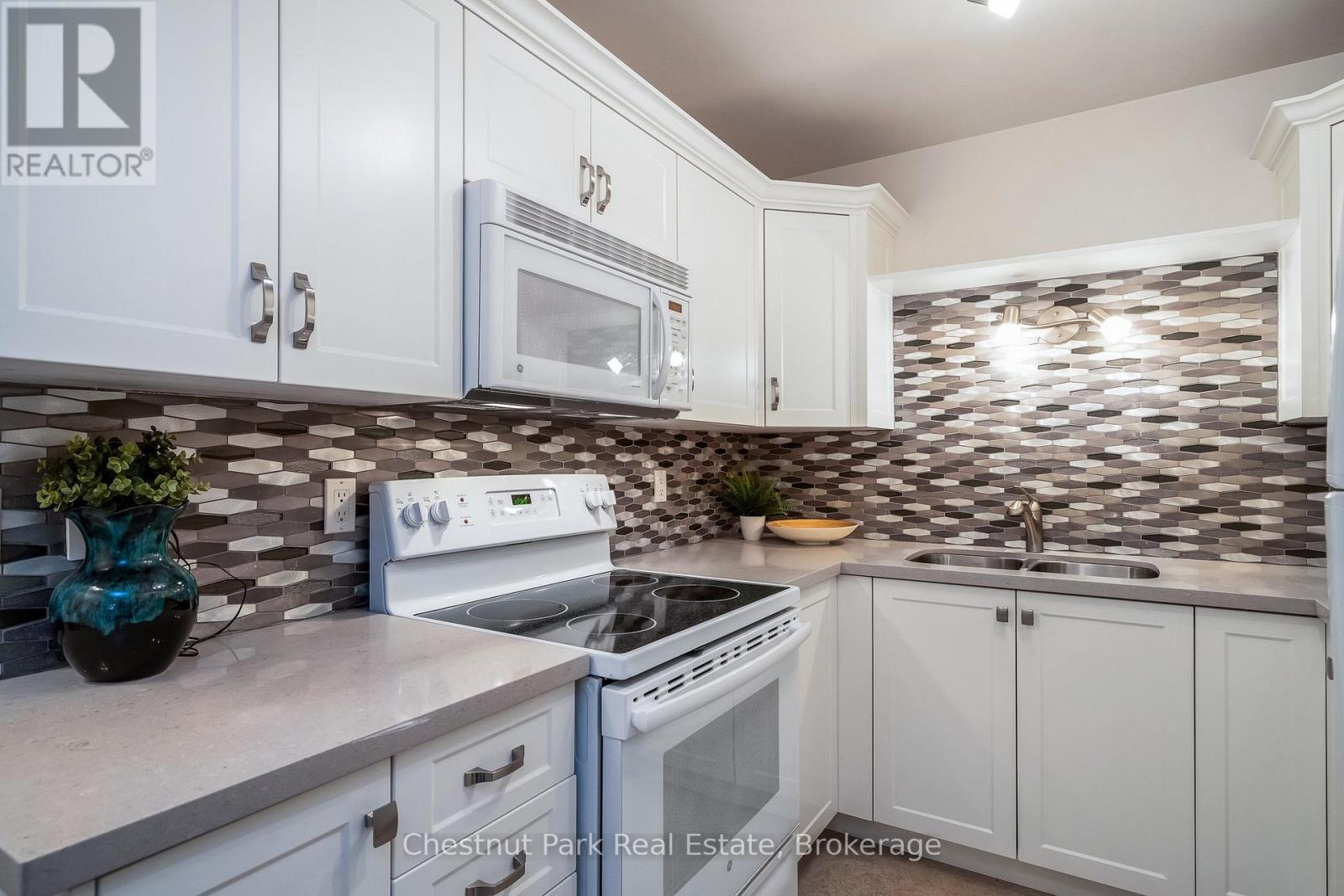 29 Trafalgar Road, Collingwood, Ontario  L9Y 5G4 - Photo 16 - S12908510