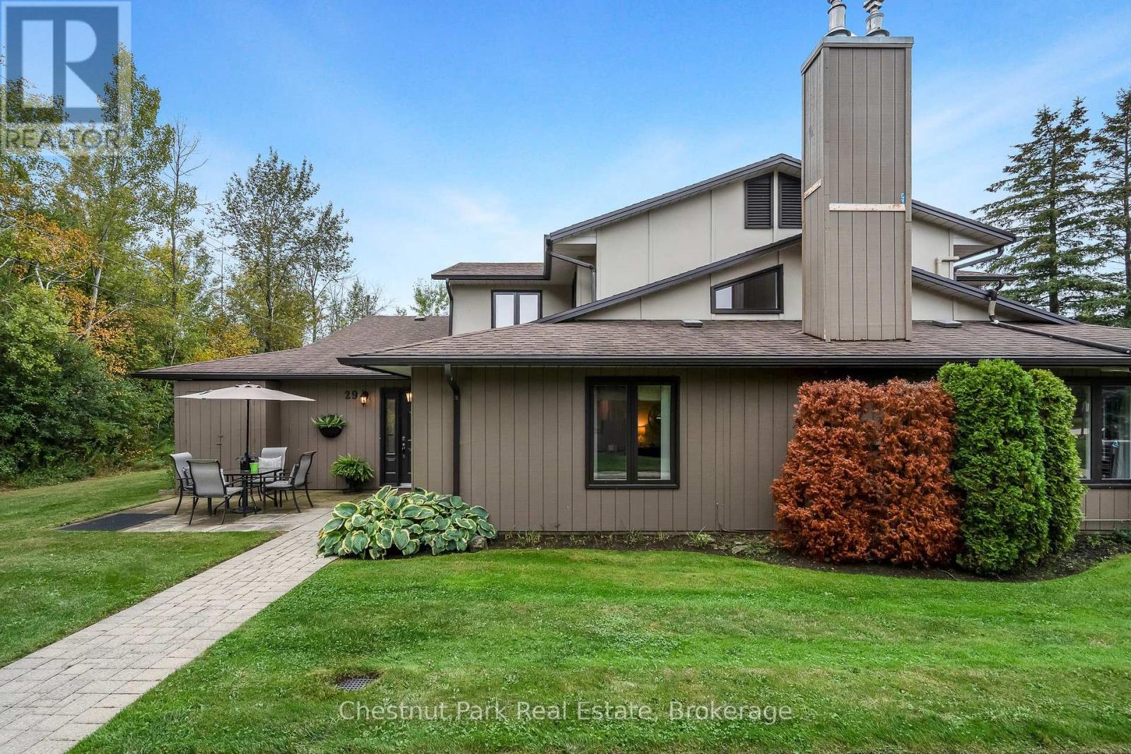 29 Trafalgar Road, Collingwood, Ontario  L9Y 5G4 - Photo 2 - S12908510