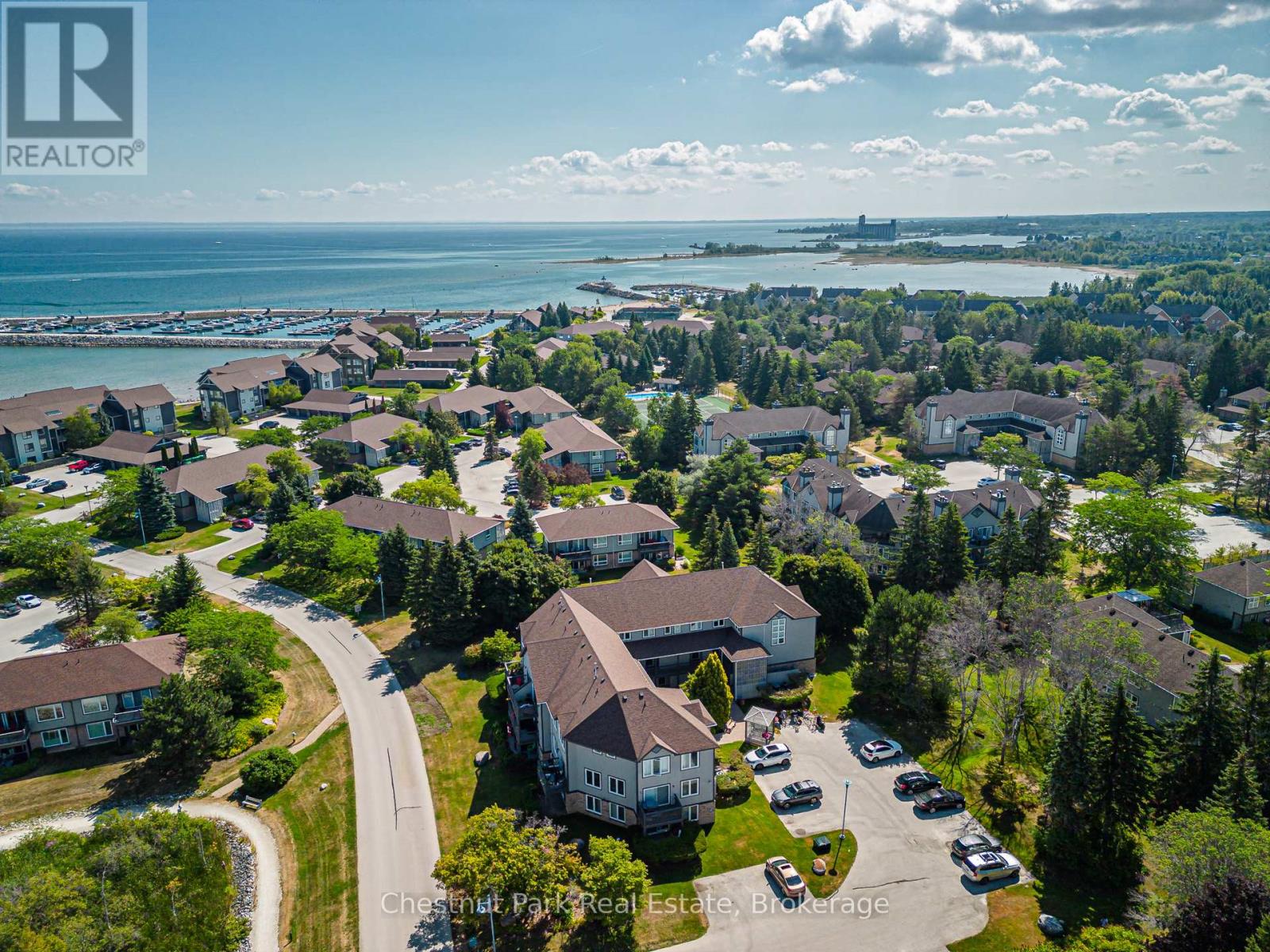 701 Johnston Park Avenue, Collingwood, Ontario  L9Y 5C7 - Photo 47 - S12908652