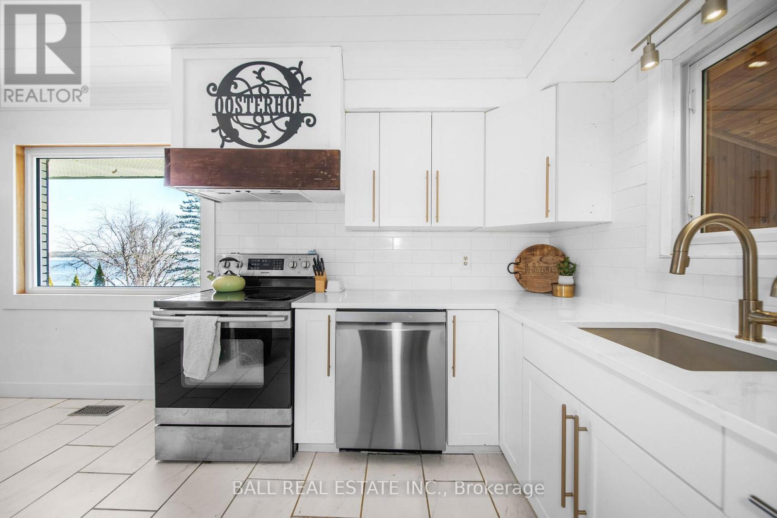 1749 Young's Point Road, Selwyn, Ontario  K0L 2H0 - Photo 10 - X12908648