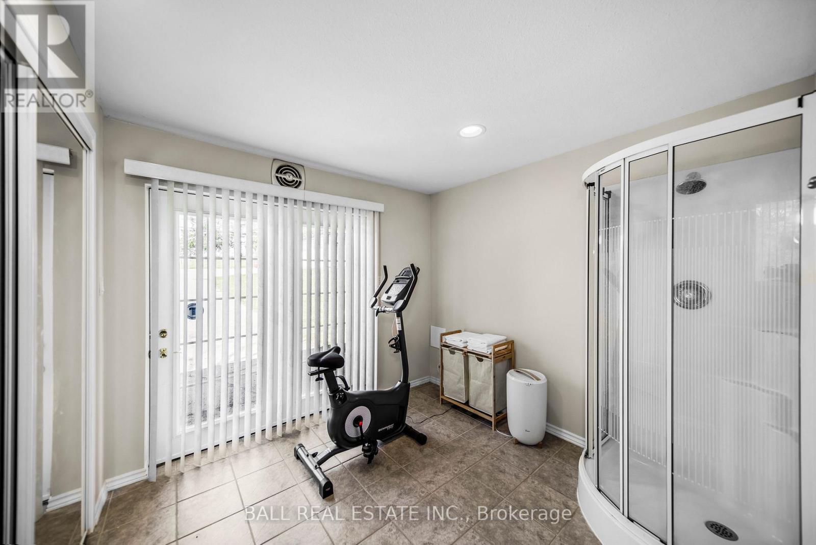 1749 Young's Point Road, Selwyn, Ontario  K0L 2H0 - Photo 15 - X12908648