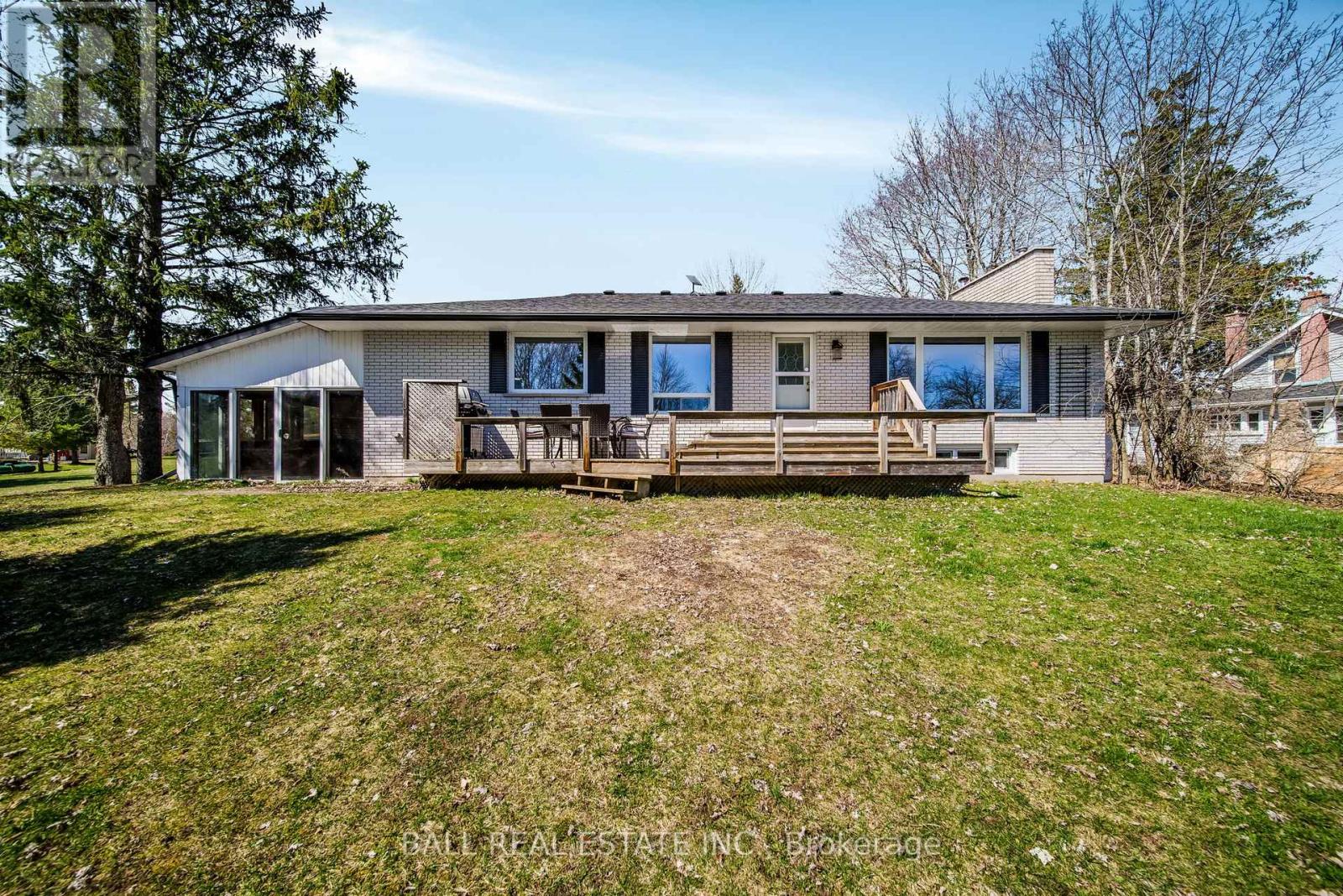 1749 Young's Point Road, Selwyn, Ontario  K0L 2H0 - Photo 28 - X12908648