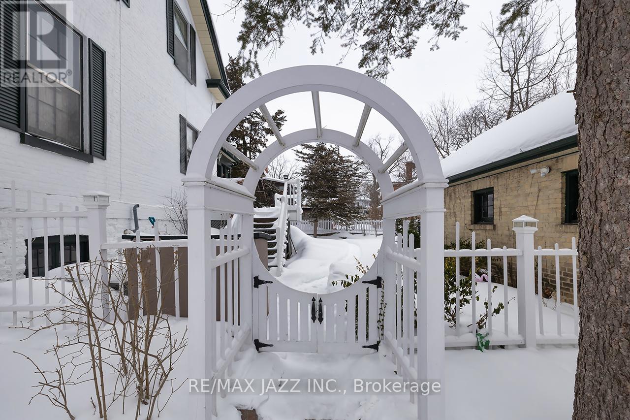 22 Francis Street, Kawartha Lakes, Ontario  K9V 3R6 - Photo 35 - X12908684