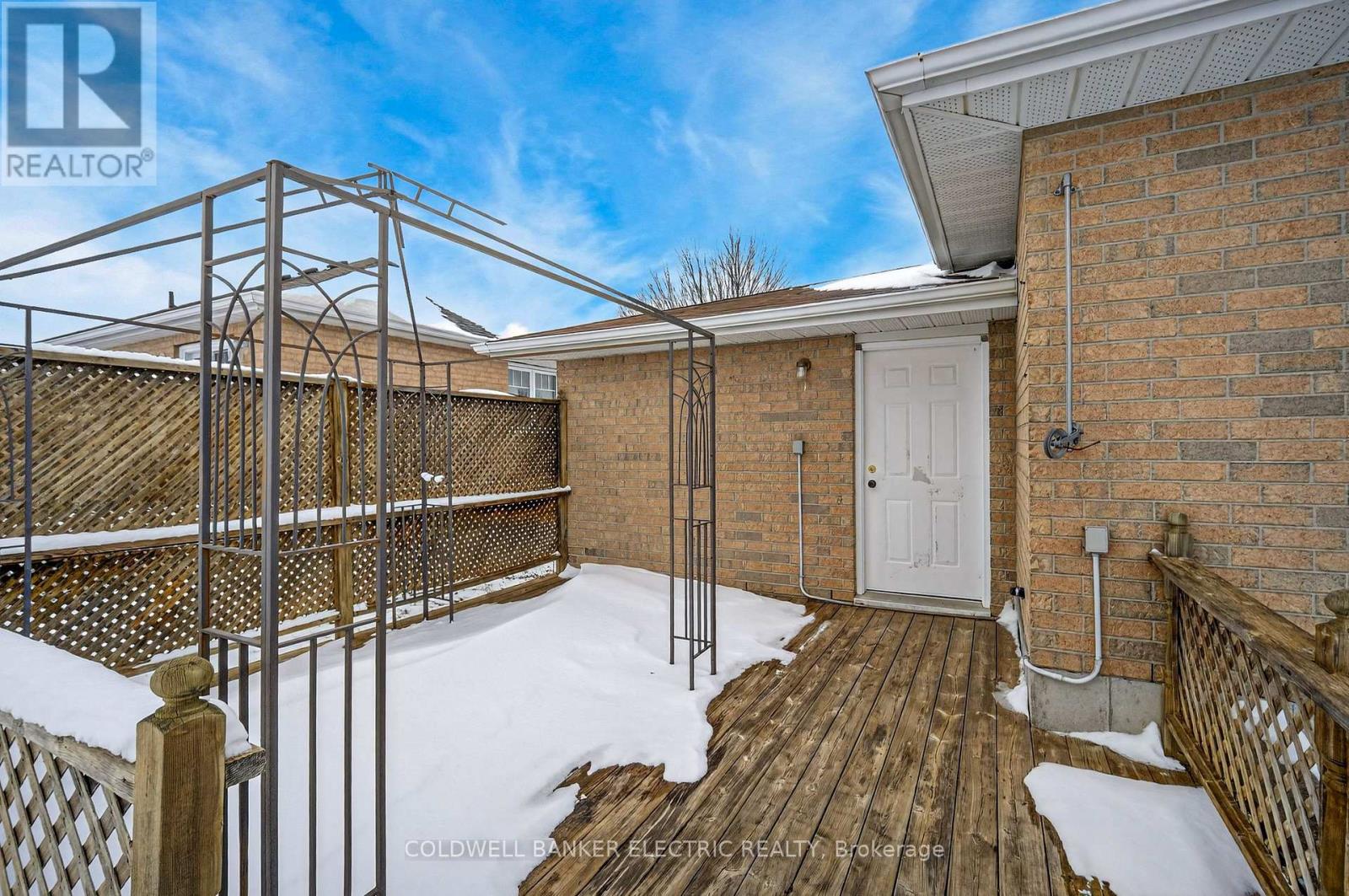 329 Mary Street W, Kawartha Lakes, Ontario  K9V 5X5 - Photo 29 - X12908810