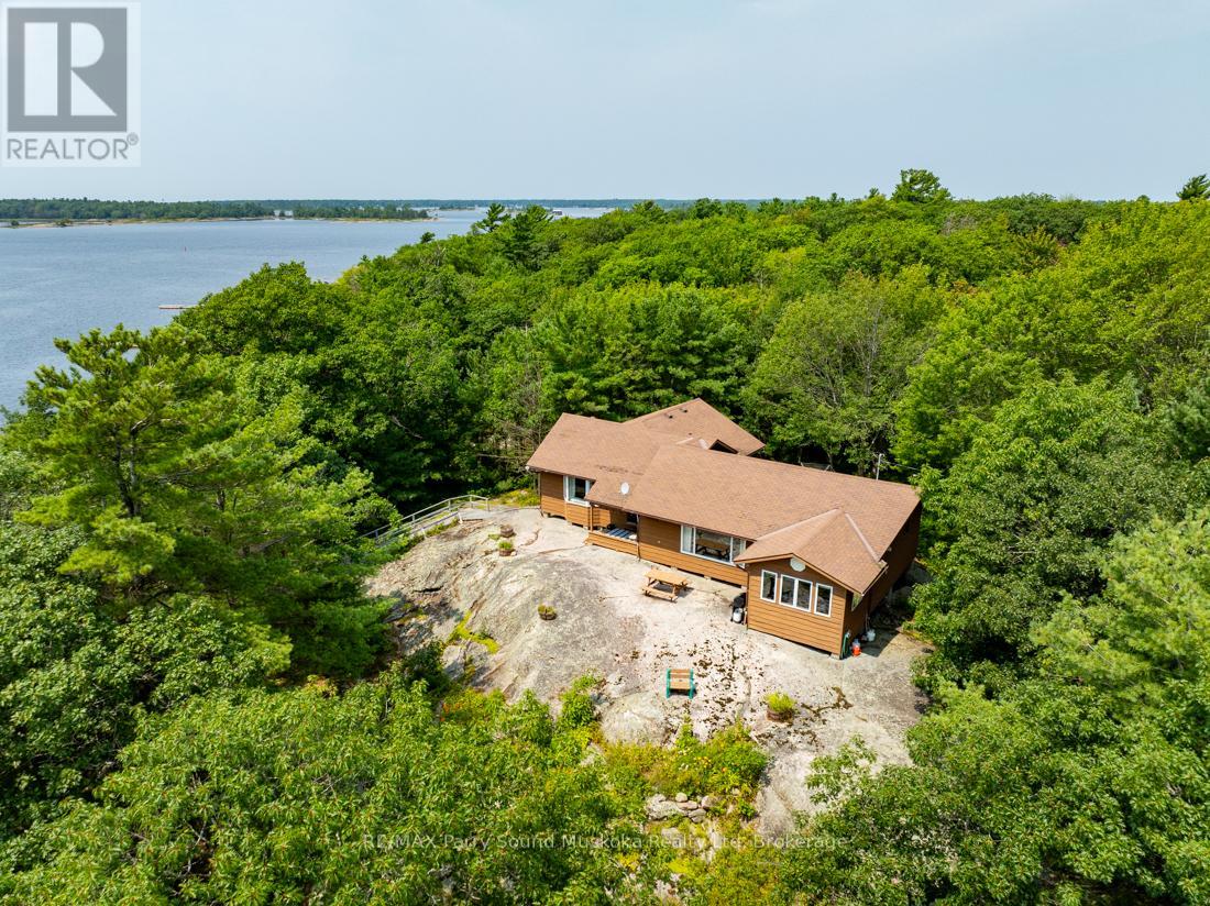 16 Island 264c, Carling, Ontario  P0G 1G0 - Photo 10 - X12908548