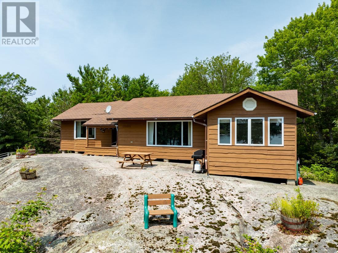 16 Island 264c, Carling, Ontario  P0G 1G0 - Photo 11 - X12908548