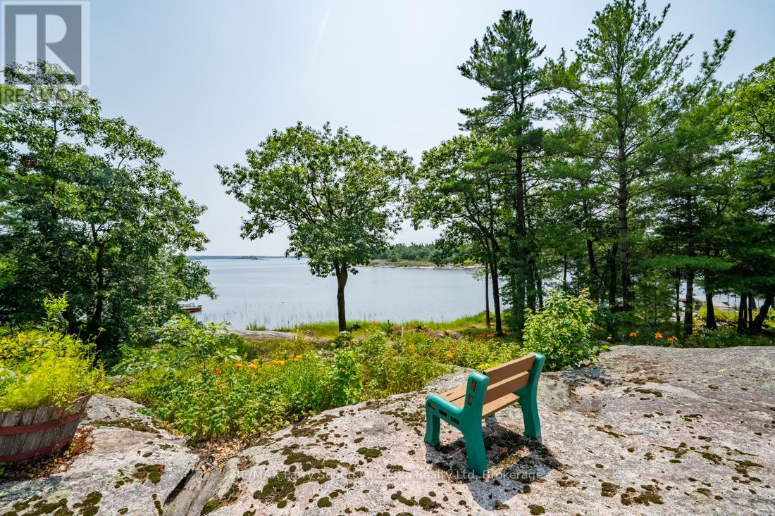 16 Island 264c, Carling, Ontario  P0G 1G0 - Photo 15 - X12908548